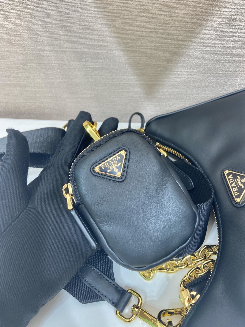 Pra*a hobo bags